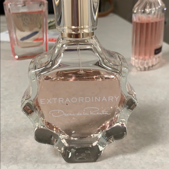 extraordinary oscar de la renta price